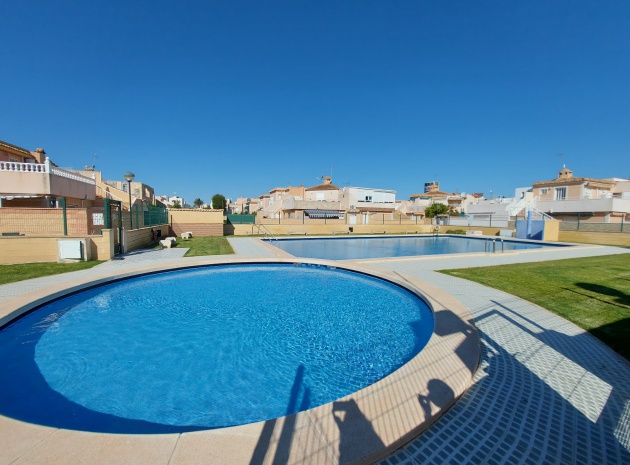 Resale - Villa - Torrevieja - res aquapark