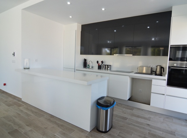 Nybyggnad - Villa - Polop