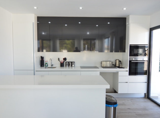 Nybyggnad - Villa - Polop