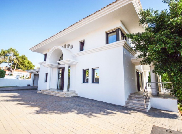 Wiederverkauf - Villa - Villamartin