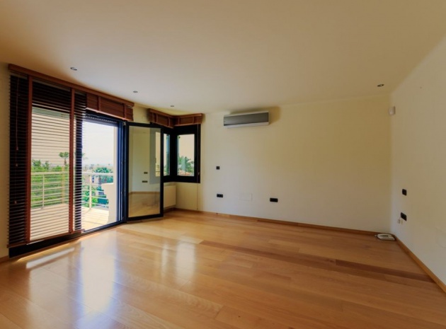 Wiederverkauf - Villa - Villamartin