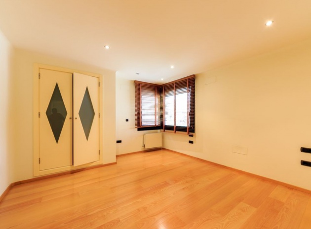 Wiederverkauf - Villa - Villamartin