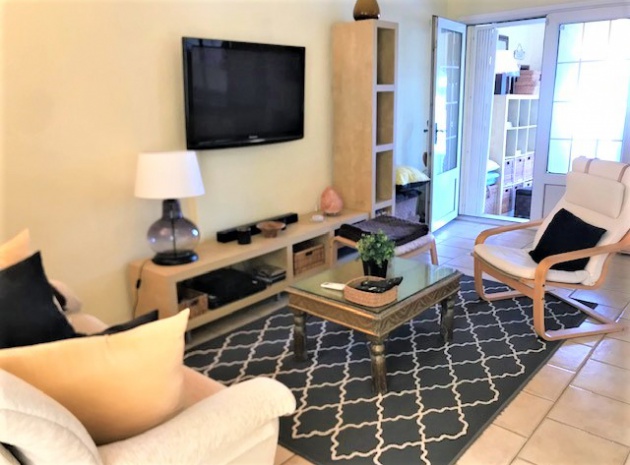 Wiederverkauf - Villa - Villamartin - blue lagoon