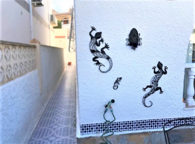 Wiederverkauf - Villa - Villamartin - blue lagoon