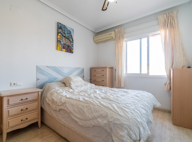 Resale - Apartment - Villamartin - Costa Paraiso