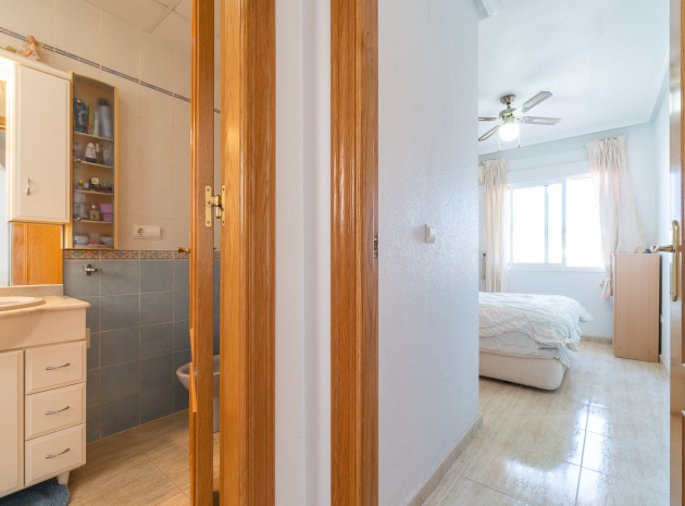 Resale - Apartment - Villamartin - Costa Paraiso