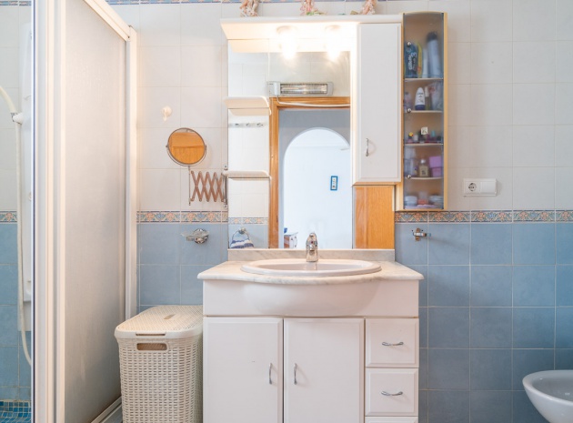 Resale - Apartment - Villamartin - Costa Paraiso