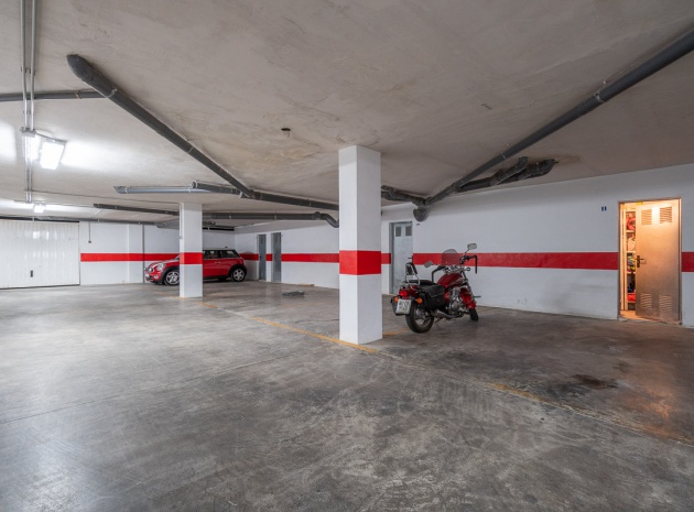 Resale - Apartment - Villamartin - Costa Paraiso