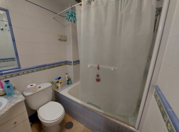 Resale - Apartment - Villamartin - rioja