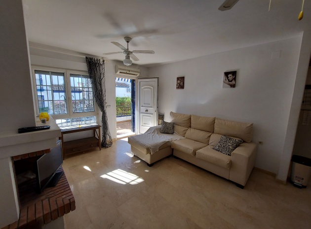 Resale - Apartment - Villamartin - rioja