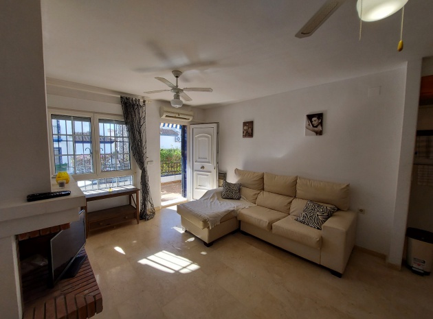 Resale - Apartment - Villamartin - rioja