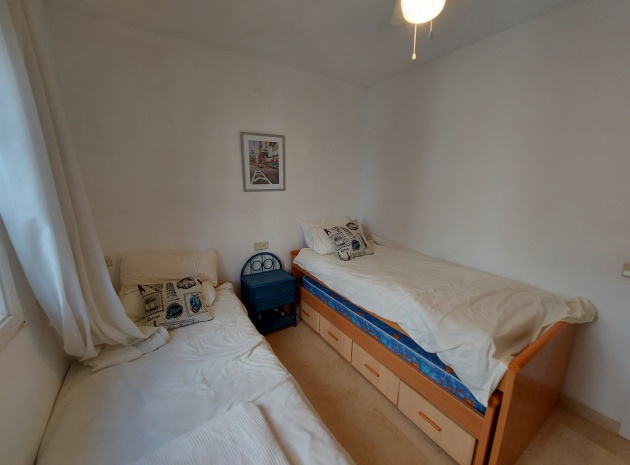 Resale - Apartment - Villamartin - rioja