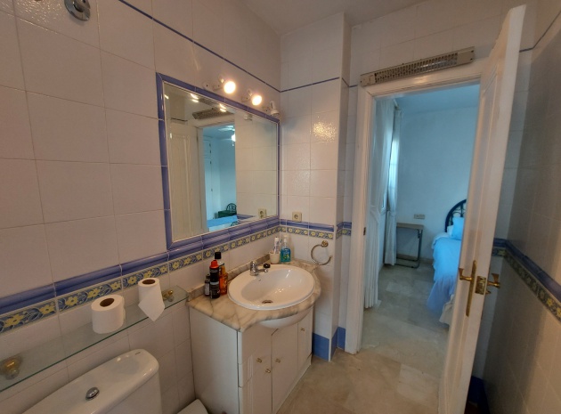 Resale - Apartment - Villamartin - rioja