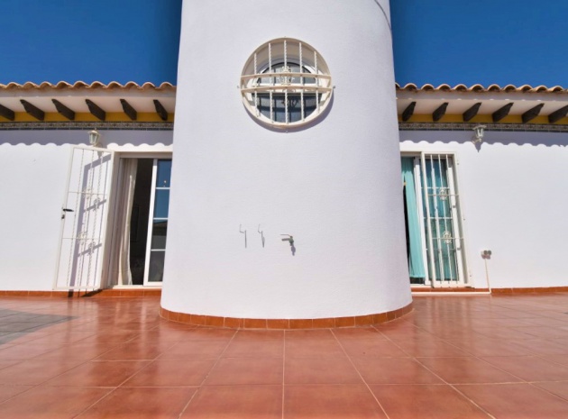 Återförsäljning - Villa - Orihuela Costa - Lomas de Cabo Roig