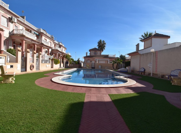Återförsäljning - Villa - Playa Flamenca - flamingo hills