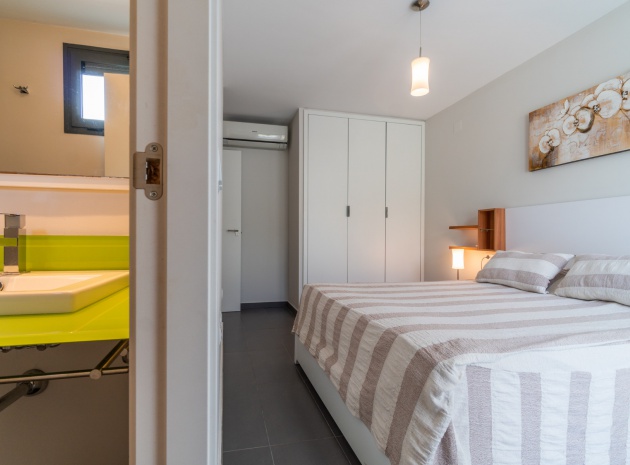 Resale - Bungalow - Villamartin - La Fuente