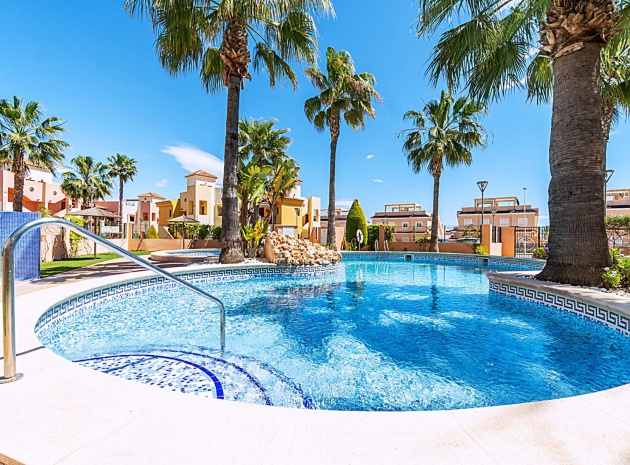 Återförsäljning - Lägenhet - Punta Prima - punta marina