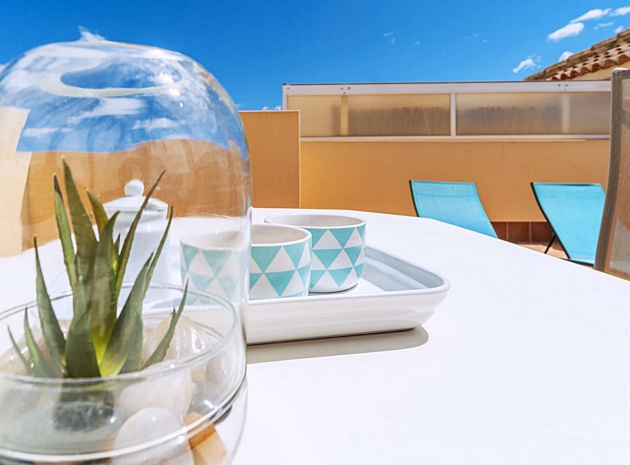 Återförsäljning - Lägenhet - Punta Prima - punta marina