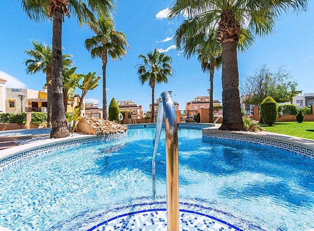 Återförsäljning - Lägenhet - Punta Prima - punta marina