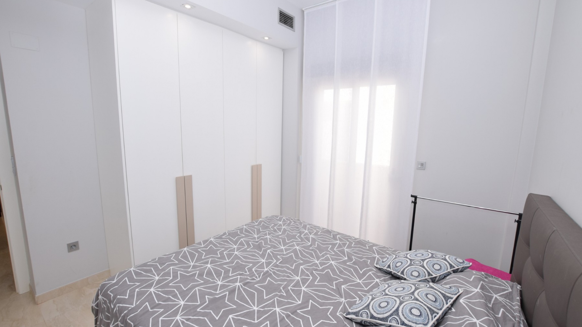 Wiederverkauf - Villa - Villamartin - Pau 8