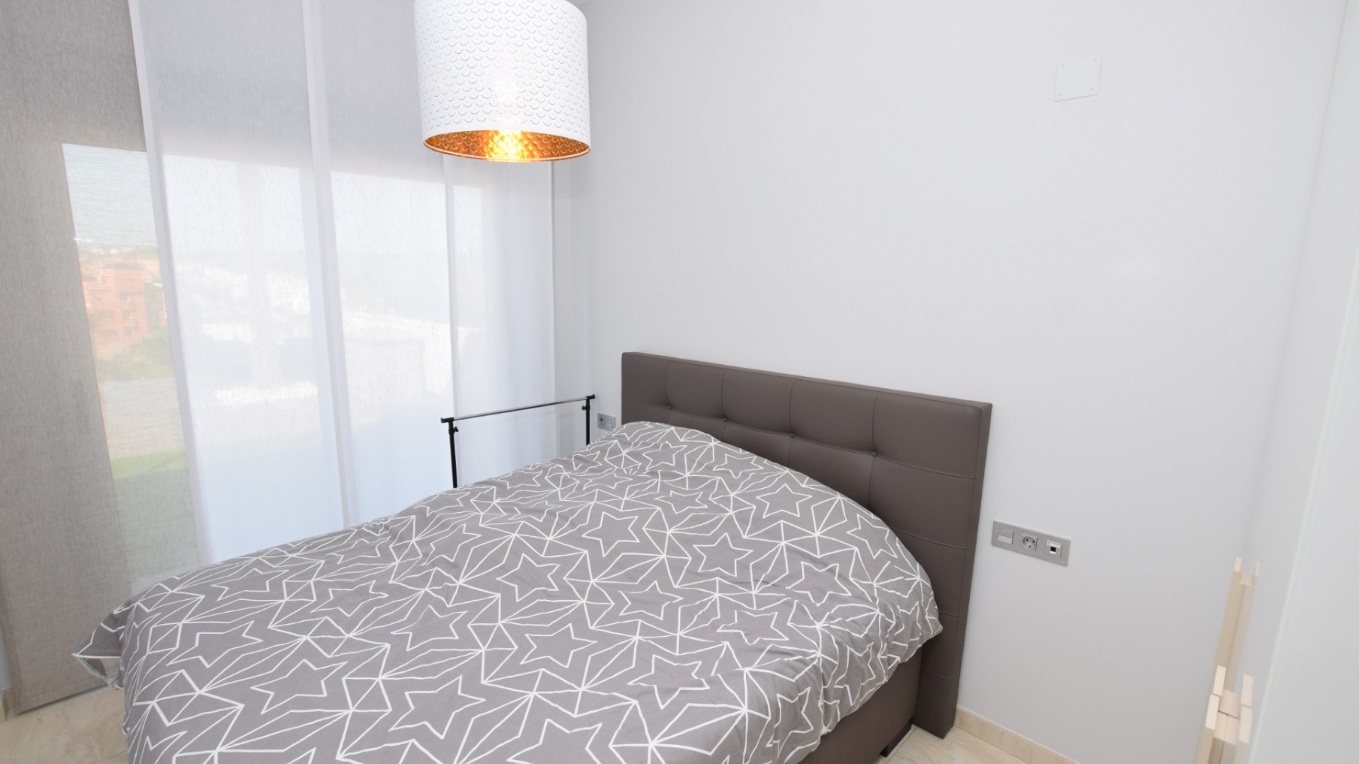 Wiederverkauf - Villa - Villamartin - Pau 8