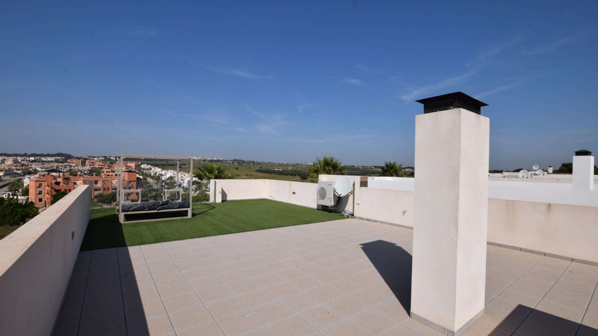 Wiederverkauf - Villa - Villamartin - Pau 8