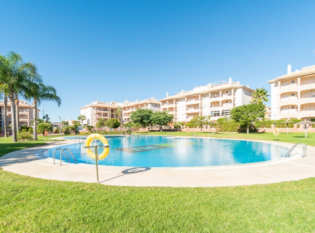 Resale - Apartment - Playa Flamenca - Laguna Golf