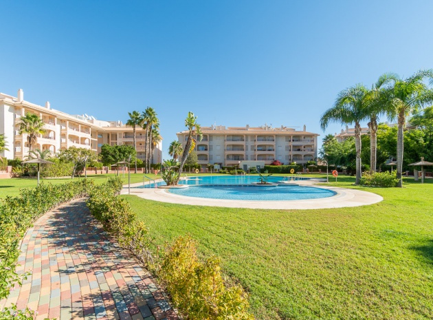 Resale - Apartment - Playa Flamenca - Laguna Golf