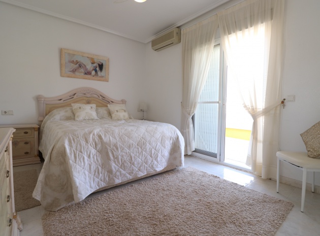 Resale - Townhouse - Benijofar - Monte Azul