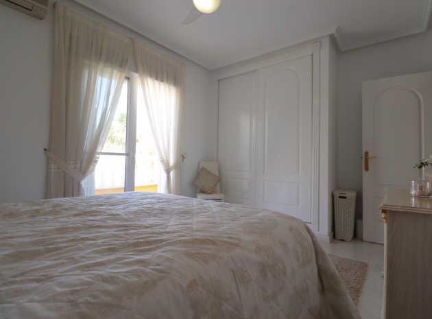 Resale - Townhouse - Benijofar - Monte Azul