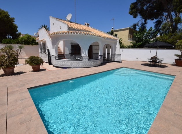 Återförsäljning - Villa - La Zenia