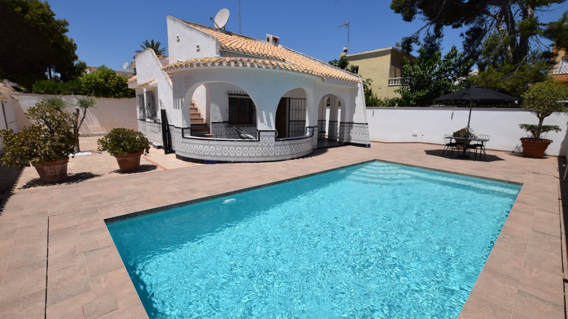 Resale - Villa - La Zenia