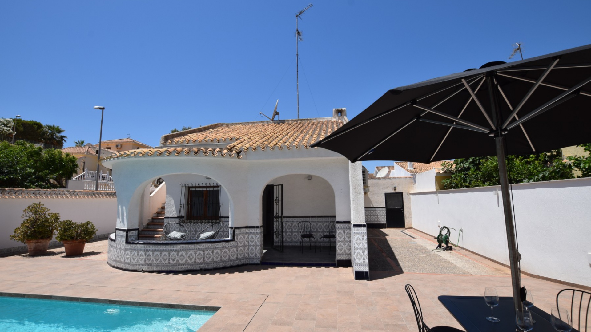 Resale - Villa - La Zenia