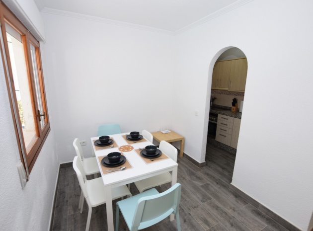 Resale - Villa - La Zenia