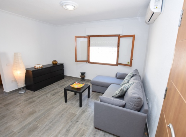 Resale - Villa - La Zenia