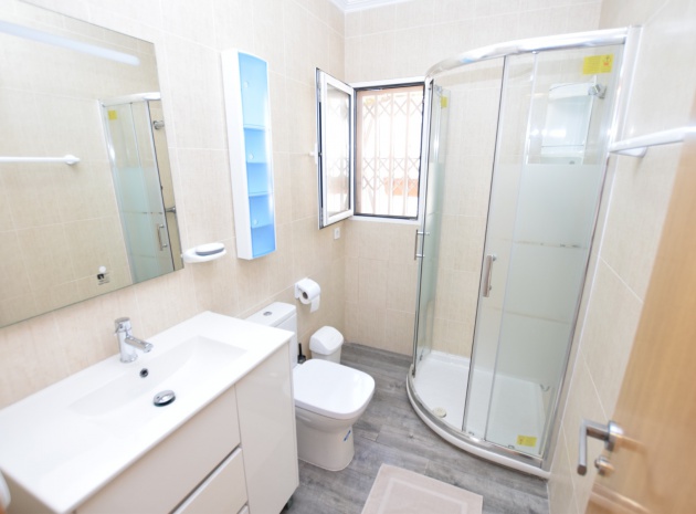 Resale - Villa - La Zenia