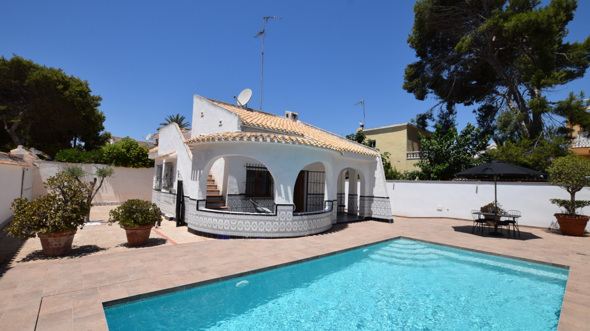 Resale - Villa - La Zenia