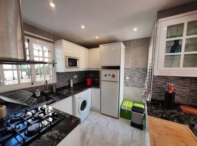 Resale - Villa - Villamartin - Loma Golf