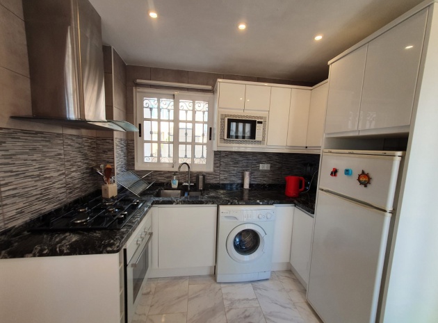 Resale - Villa - Villamartin - Loma Golf