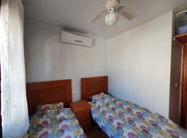 Resale - Villa - Villamartin - Loma Golf