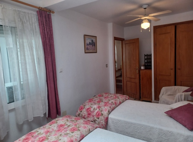 Resale - Villa - La Florida  - Al Andalus