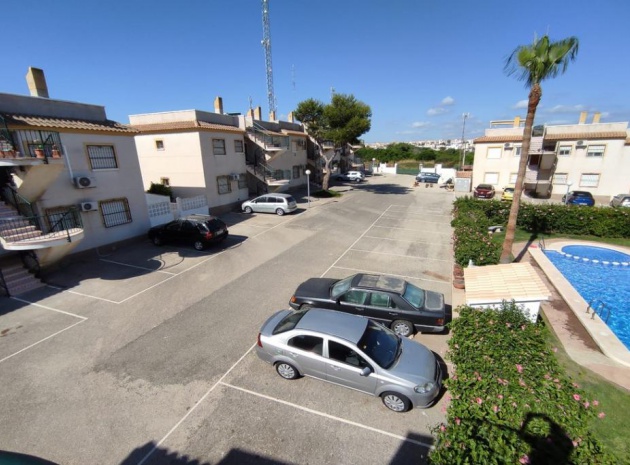 Resale - Apartment - Villamartin - st james park