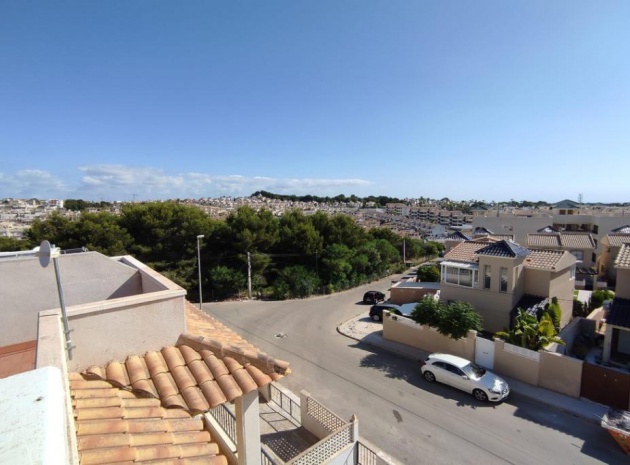 Resale - Apartment - Villamartin - st james park