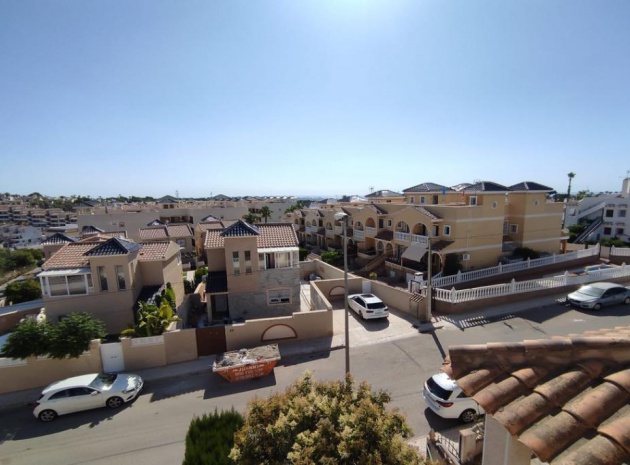 Resale - Apartment - Villamartin - st james park