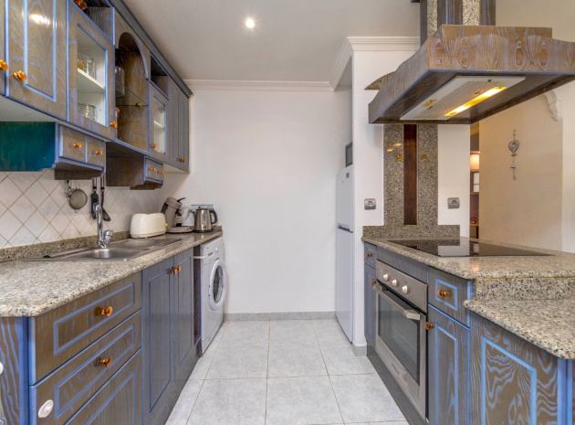 Wiederverkauf - Wohnung - Los Altos - Miraflores