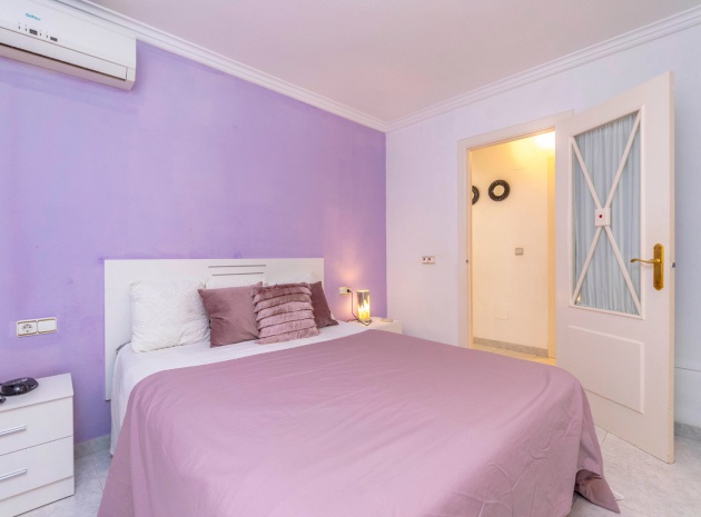 Wiederverkauf - Wohnung - Los Altos - Miraflores