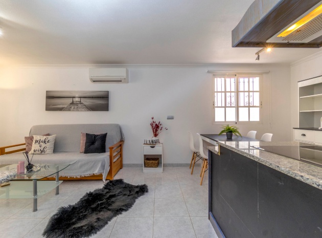 Wiederverkauf - Wohnung - Los Altos - Miraflores