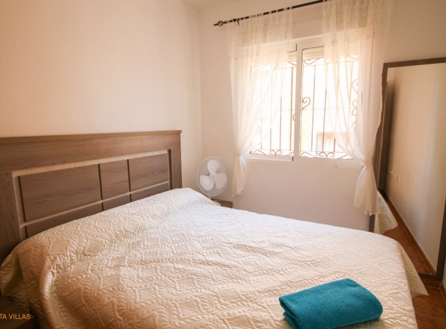 Återförsäljning - Villa - Los Altos - dream hills