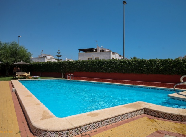 Återförsäljning - Villa - Los Altos - dream hills