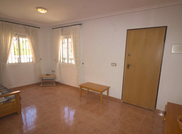 Resale - Villa - Los Montesinos - La Herrada